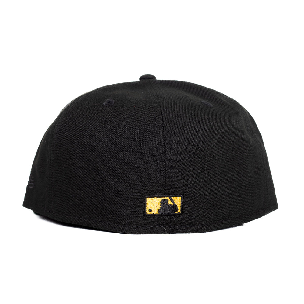 New Era Sidesplit Pittsburgh Pirates 59FIFTY Fitted Black Hat 7 1/4 / Black
