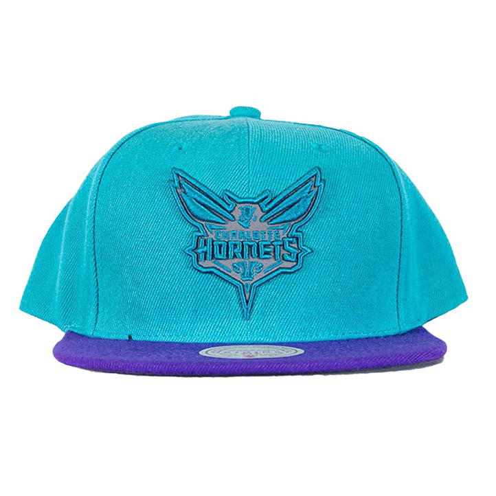 Mitchell & Ness Snapback: Charolette Hornets [2-Tone Reflective]